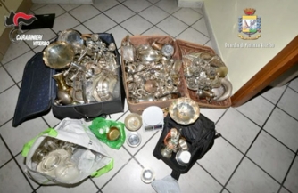 Il materiale sequestrato nell\'operazione Silver & Gold