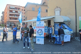 La manifestazione Sap agli Almadiani