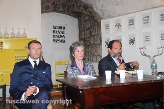 La conferenza dei familiari