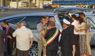 Strage di Dacca, il rientro delle salme