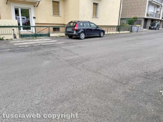 Strisce pedonali inesistenti