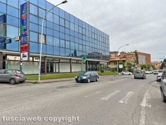 Strisce pedonali inesistenti