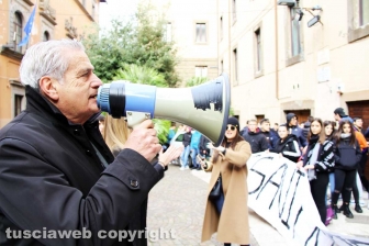 Studenti contro Cotral