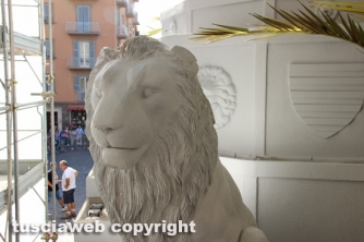 Macchina 2014 - Sui tetti di Viterbo con Santa Rosa