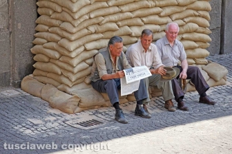 Sul set del telefilm Catch-22