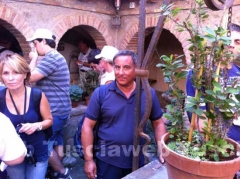Carla Caso e Mario Malerba al chiostro della Palanzana