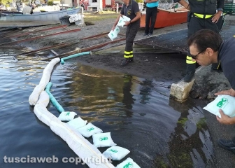 Marta - Sversamento di gasolio nel lago di Bolsena