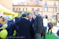 Taglio del nastro al mercatino di Coldiretti