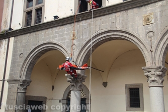 Vetus Urbs - Terremoto in comune...