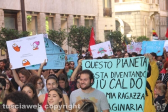 Terzo sciopero mondiale per il clima
