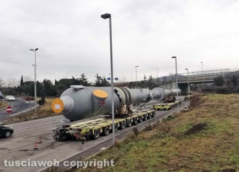 Tir con trasporto speciale bloccato