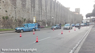 Traffico bloccato a piazzale Gramsci