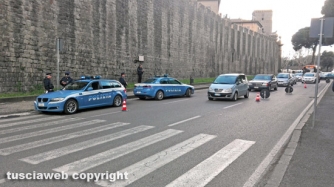 Traffico bloccato a piazzale Gramsci