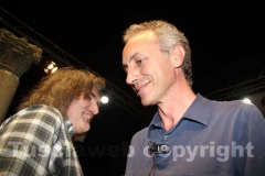 Marco Travaglio tra i fans