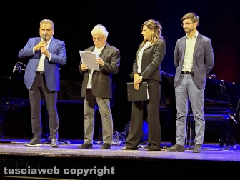 Tre pianoforti per la Sla al teatro Unione - Enrico Panunzi e Daniele Sabatini sul palco