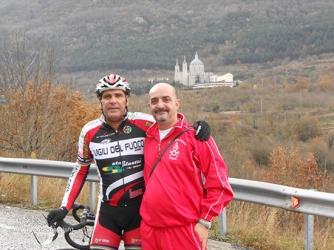 Tre pompieri in bici da Roma a San Giovanni Rotondo