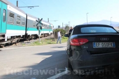 Treno contro auto