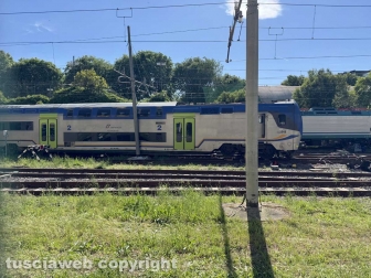 Viterbo - Treno deraglia alla stazione di Porta Fiorentina - I tecnici a lavoro