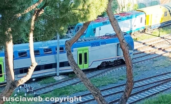 Viterbo - Treno deraglia alla stazione di Porta Fiorentina