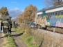 Treno travolge auto