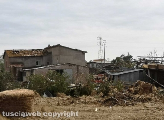 Maltempo - Tromba d'aria nella zona nord di Viterbo