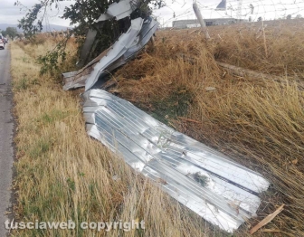Maltempo - Tromba d'aria nella zona nord di Viterbo