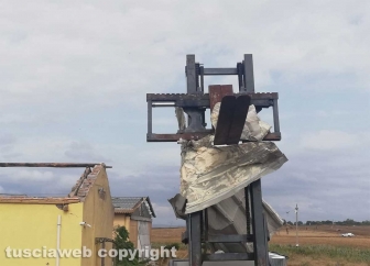 Maltempo - Tromba d'aria nella zona nord di Viterbo