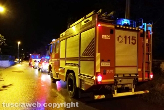 Montefiascone - Donna scomparsa, le ricerche - I vigili del fuoco
