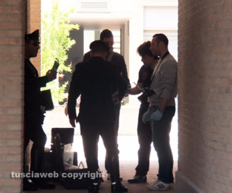 Trovato impiccato nel garage - Indagini dei carabinieri