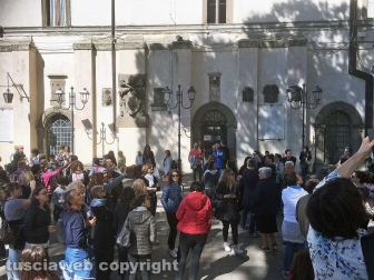 Turisti in città a Pasquetta