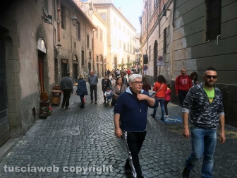 Turisti in città a Pasquetta