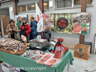 Viterbo - Tuscia in bio alla pensilina del Sacrario