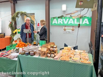 Viterbo - Tuscia in bio alla pensilina del Sacrario