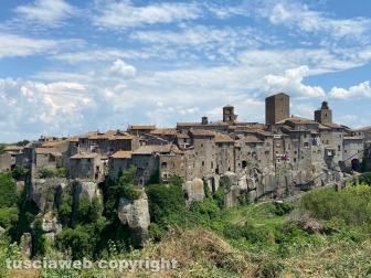 Tuscia incantata