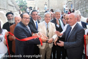 Viterbo - Tutankhamon, parte la mostra