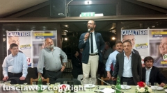 Tutti a magnà co\' Bettini