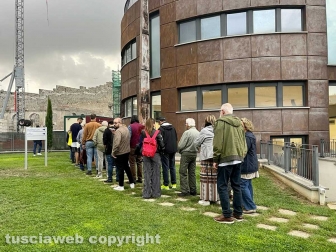 I Pirati della bellezza - Tutti in fila per vedere Marco Travaglio