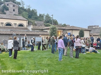 I Pirati della bellezza - Tutti in fila per vedere Marco Travaglio
