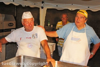Tutto esaurito per le penne sotto la macchina