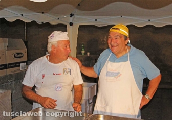 Tutto esaurito per le penne sotto la macchina