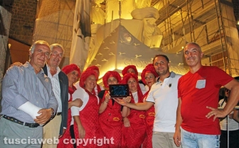 Tutto esaurito per le penne sotto la macchina