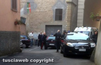 Uccide la compagna a coltellate - L\'abitazione