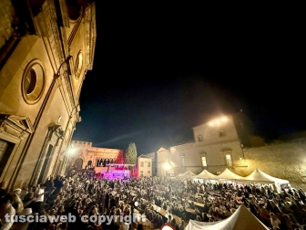 Santa Rosa - Cena dei facchini in piazza