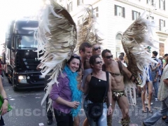 8-Viterbesi al gay pride