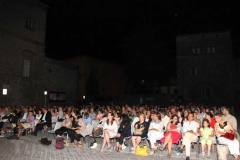 Un Lago dei cigni splendente - Balletto di San Pietroburgo