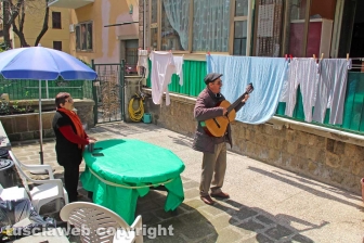 Pilastro - Un quartiere chiuso in casa