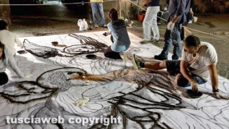 Processione Corpus Domini - Un tappeto di fiori ricopre Bolsena