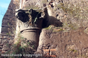 Una discarica in centro