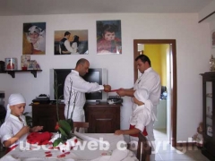 La vestizione dei facchini della famiglia Laezza