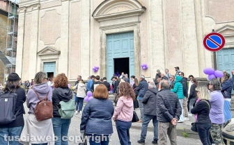 Ronciglione - Il funerale nella piccola Cecilia
